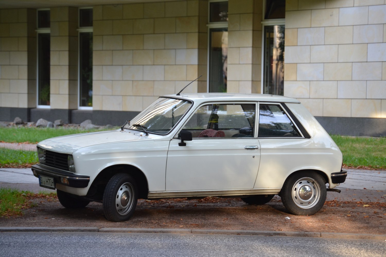 Peugeot 104