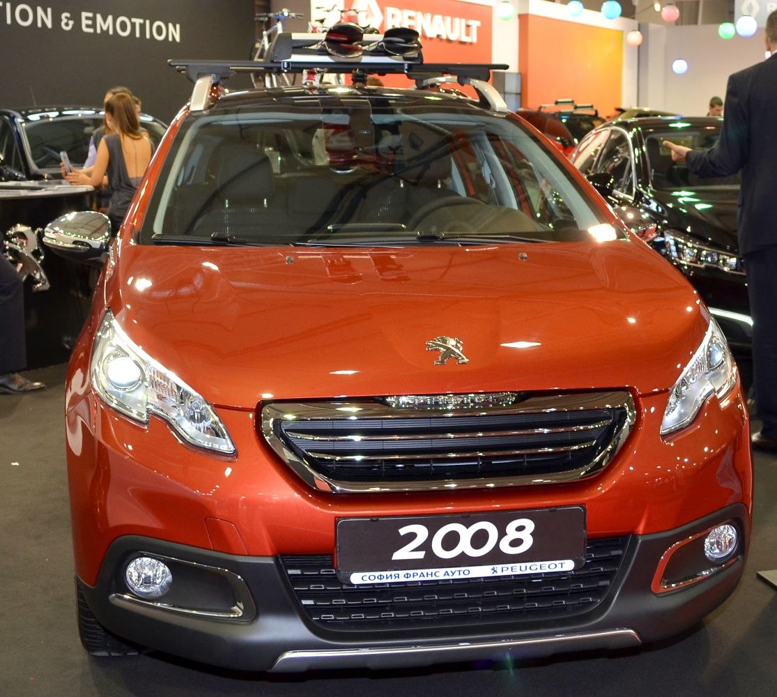 Peugeot 2008 1.2 e-VTi (82 Hp) Automatic