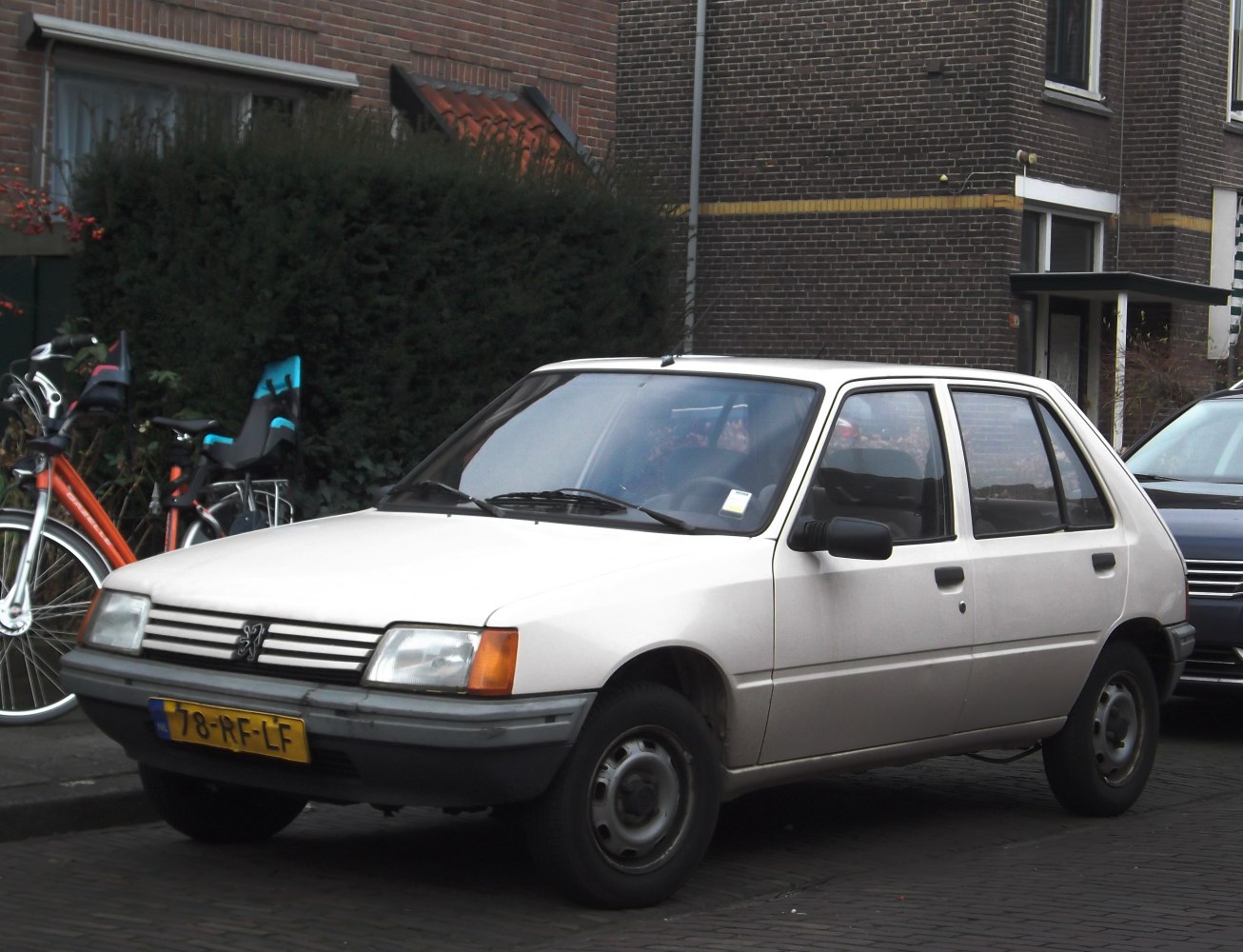 Peugeot 205