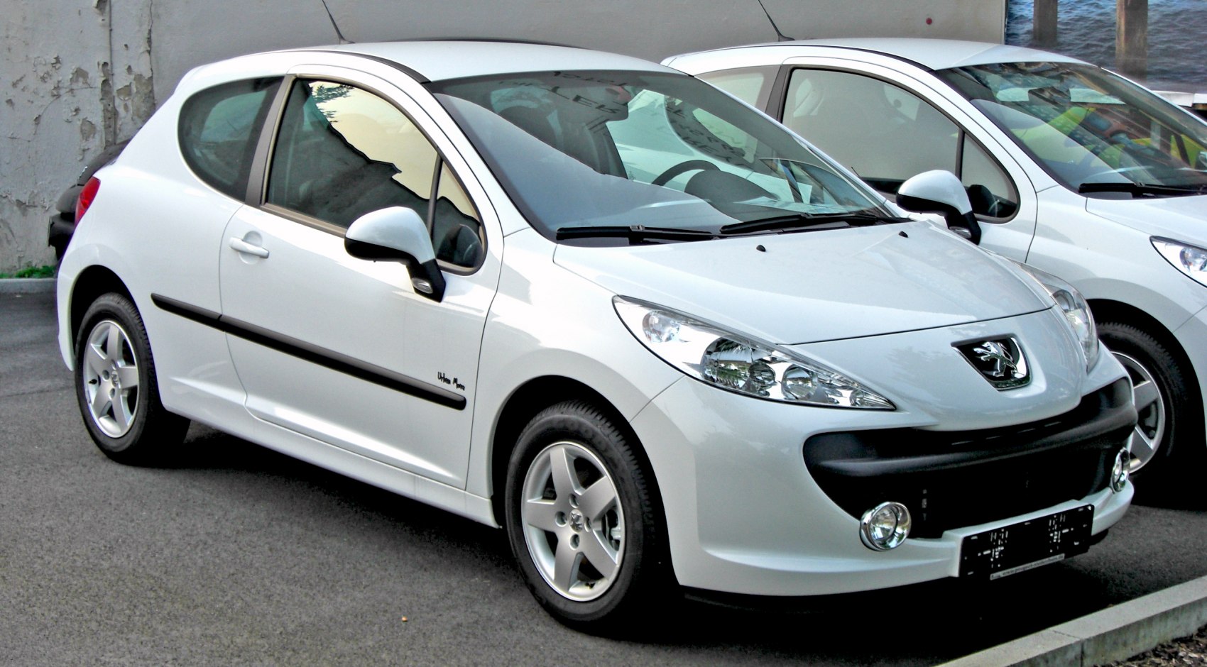 Peugeot 207 1.6 i 16V (120 Hp)