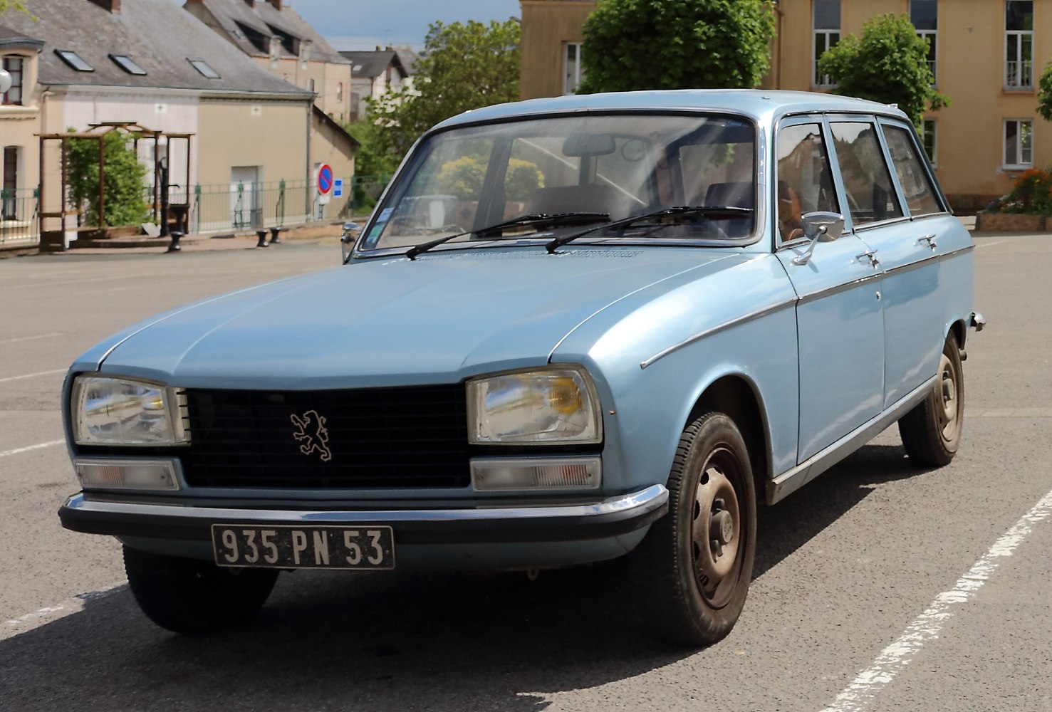 Peugeot 304 1.3 (D01) (65 Hp)