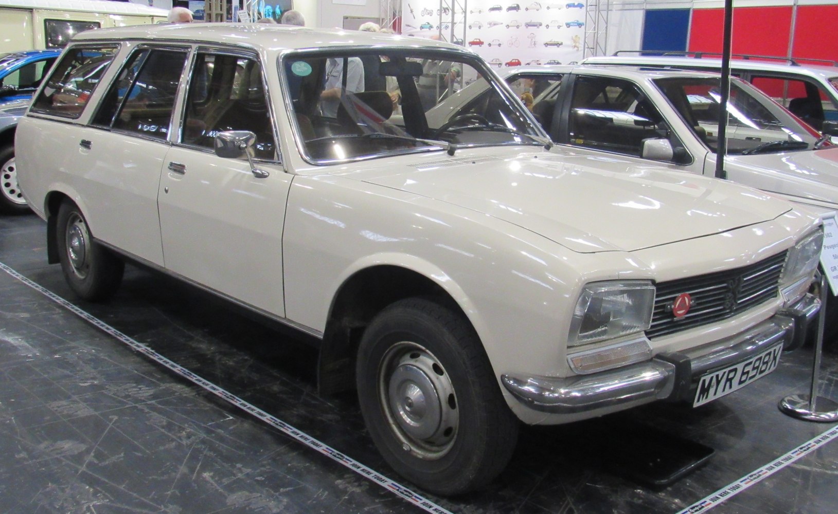 Peugeot 504 1.8 (F01,E01) (73 Hp)