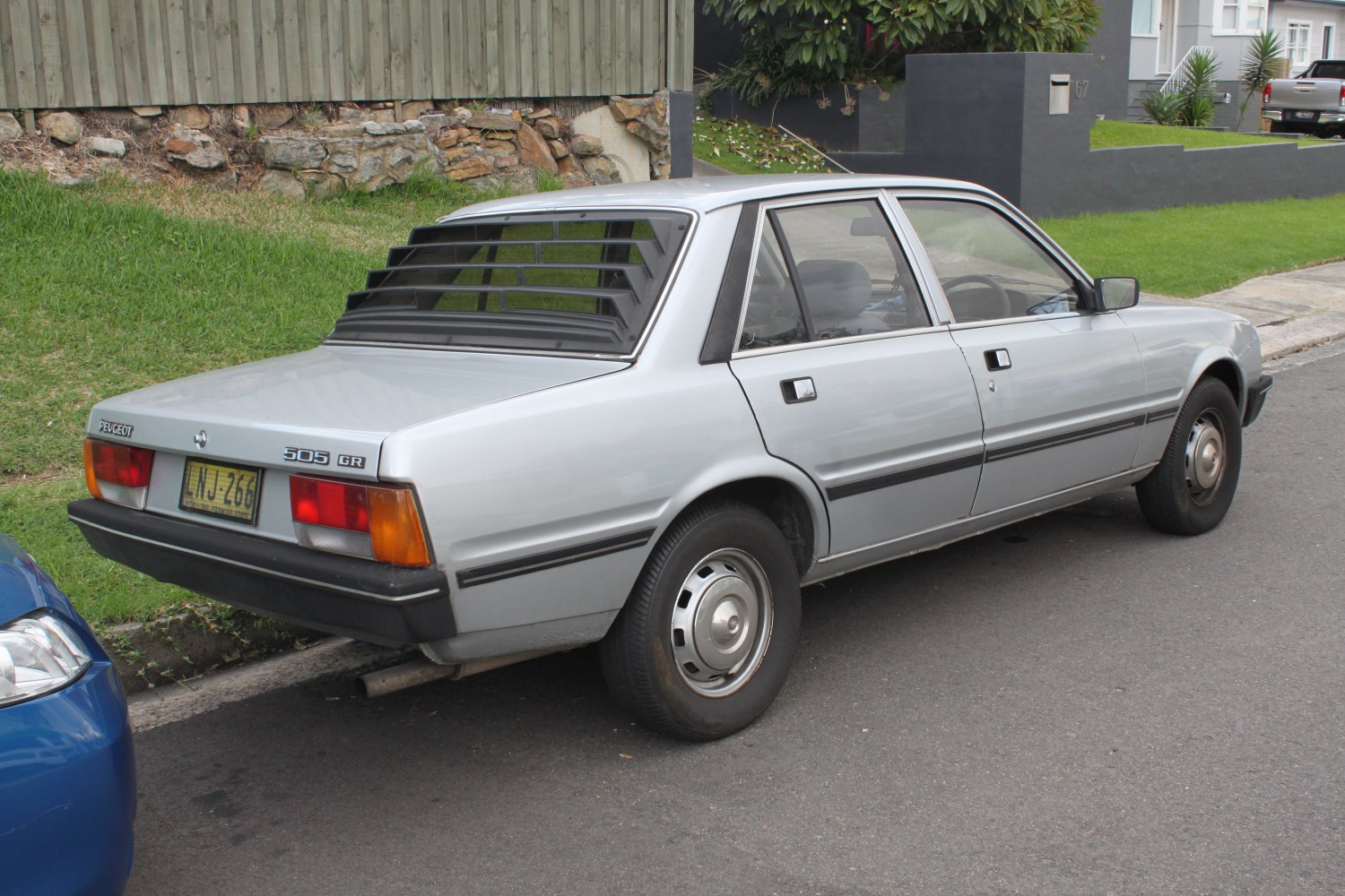 Peugeot 505 2.2 i (114 Hp)