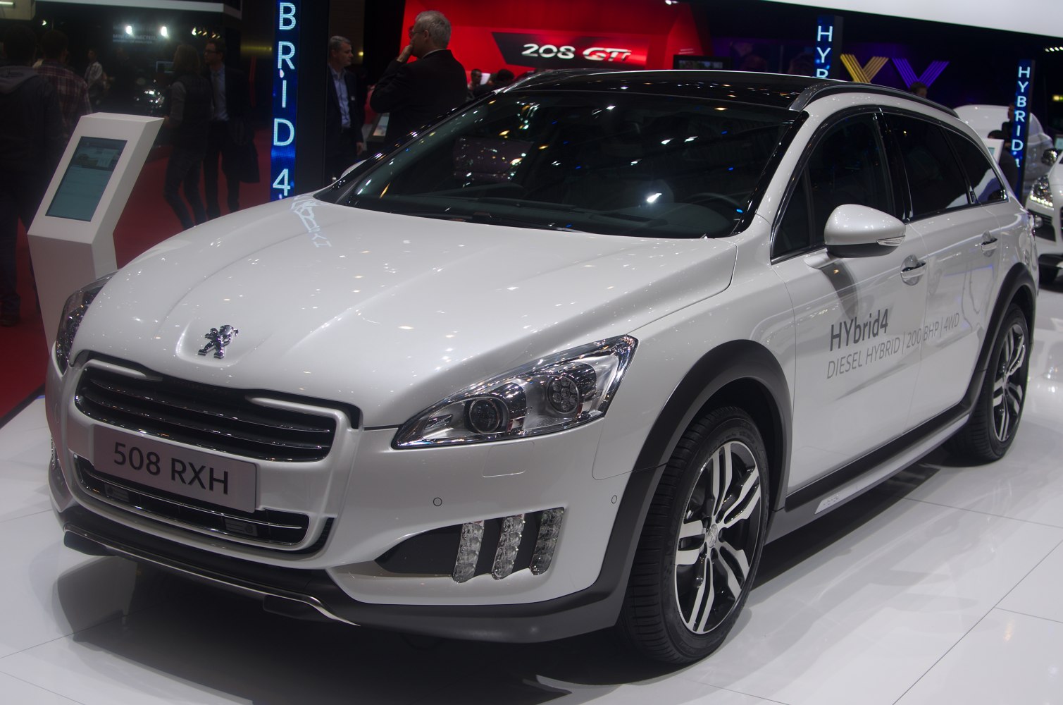 Peugeot 508 2.0 HDi (200 Hp) Hybrid4 4x4 EGS6