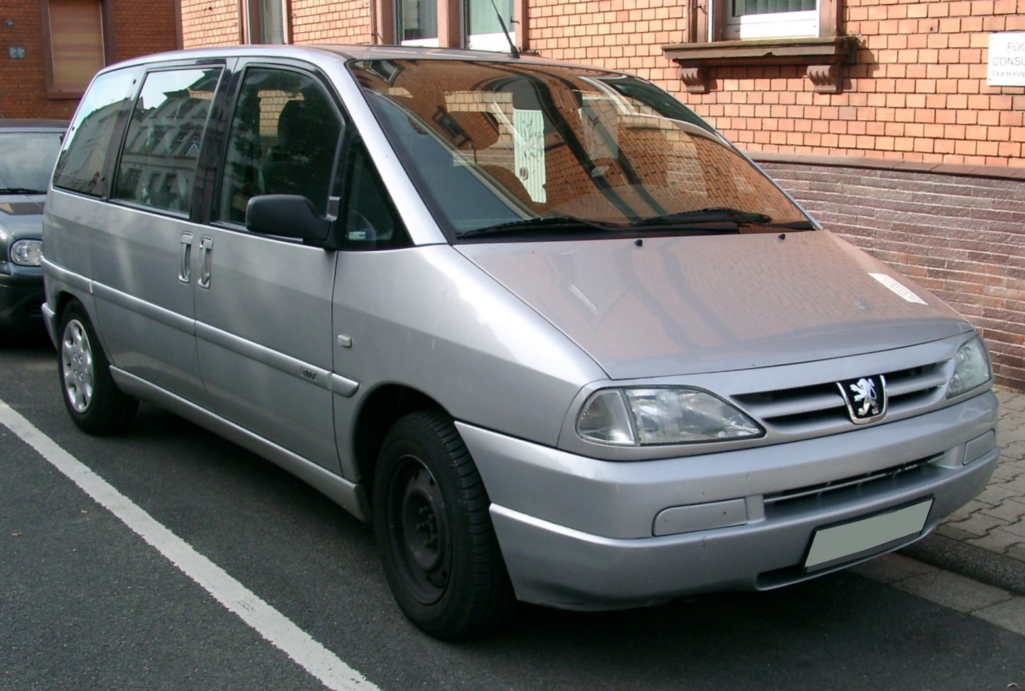 Peugeot 806 1.9 TD (92 Hp)