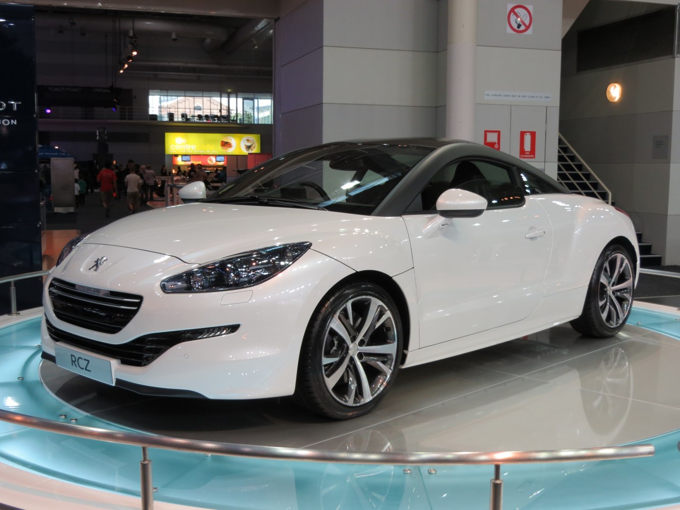 Peugeot RCZ