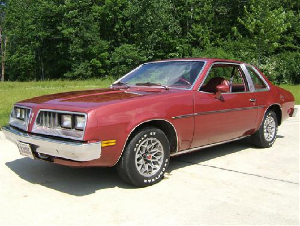 Pontiac Sunbird