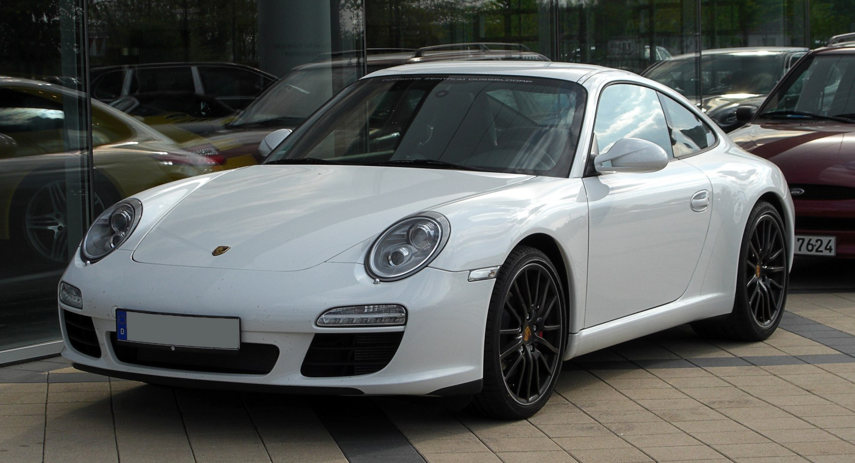 Porsche 911 Carrera GTS 3.8 (408 Hp)