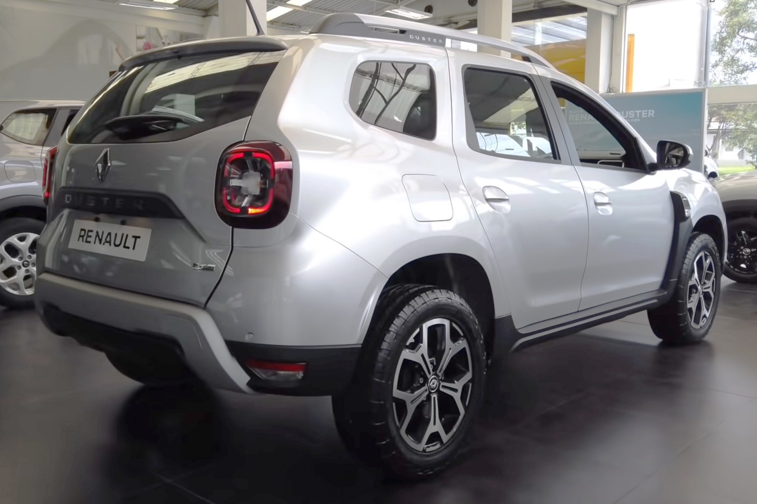 Renault Duster 1.6 (117 Hp) 4x4