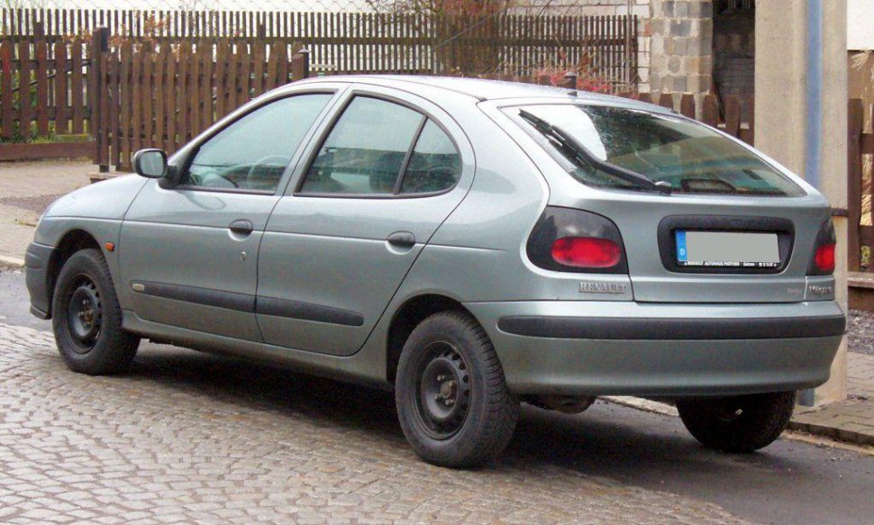 Renault Megane 1.6 e (90 Hp) Automatic