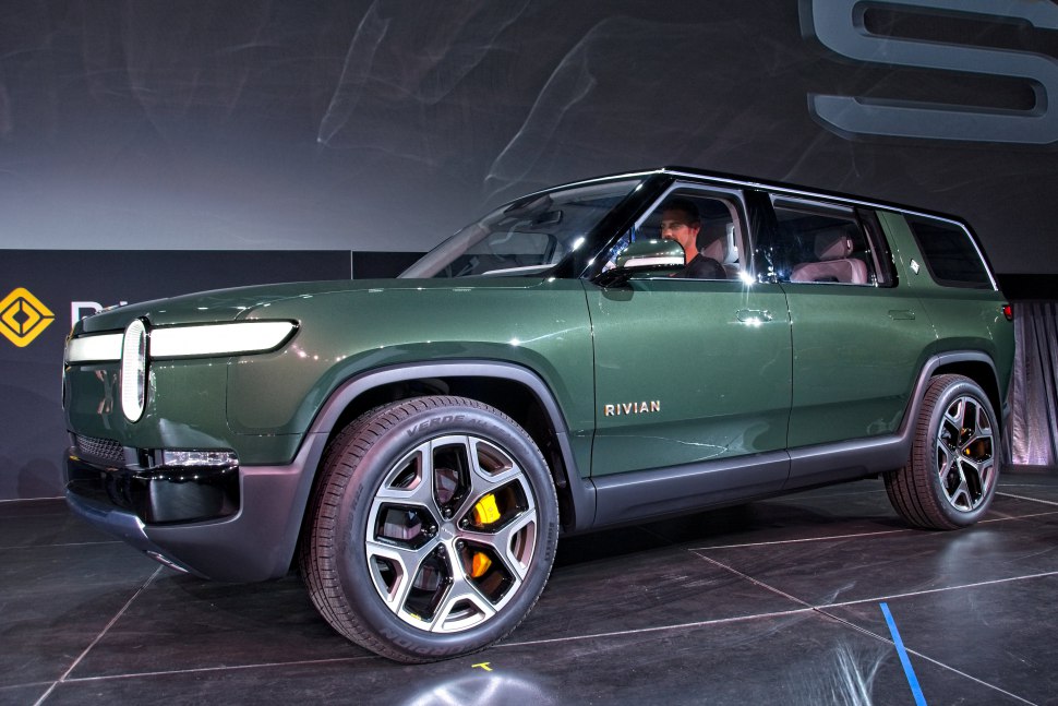 Rivian R1S