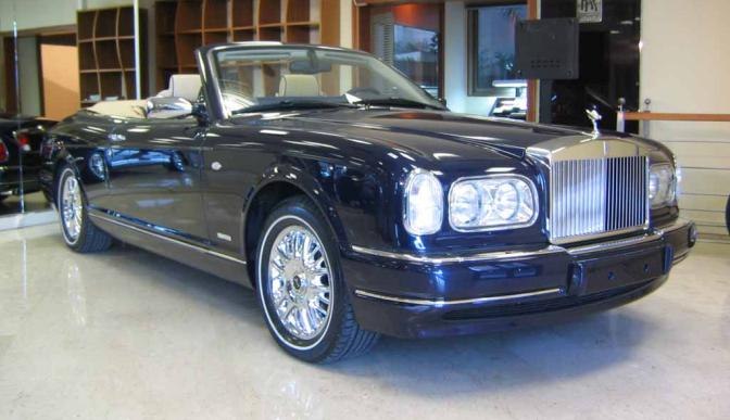 Rolls-Royce Corniche 6.8 i V8 Turbo (329 Hp)