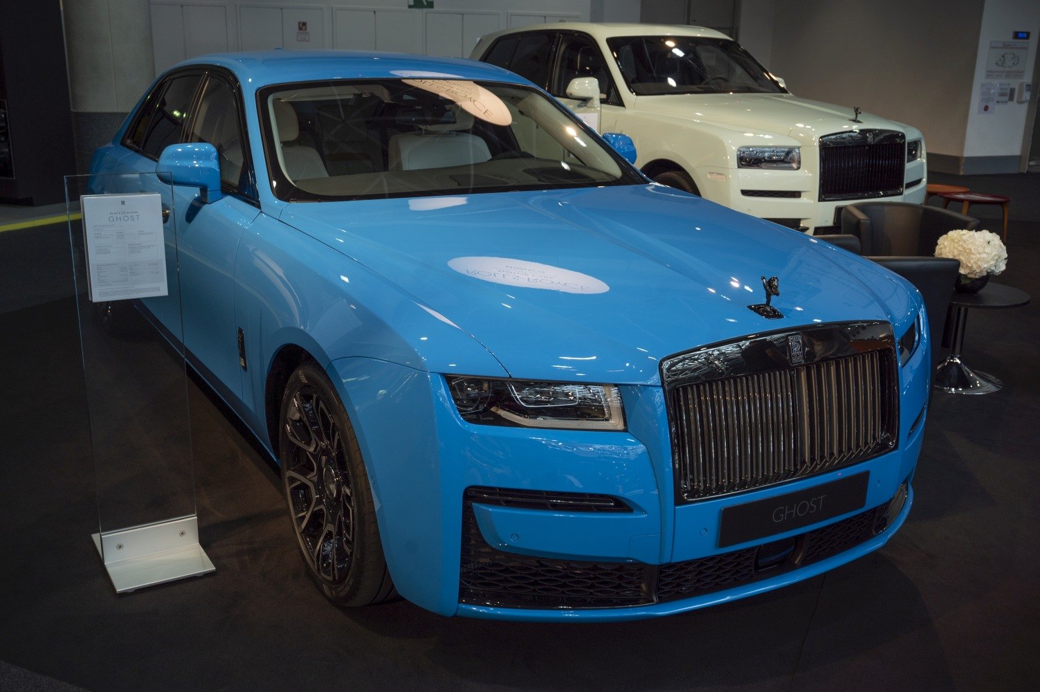 Rolls-Royce Ghost 6.75 V12 (571 Hp) AWD Automatic