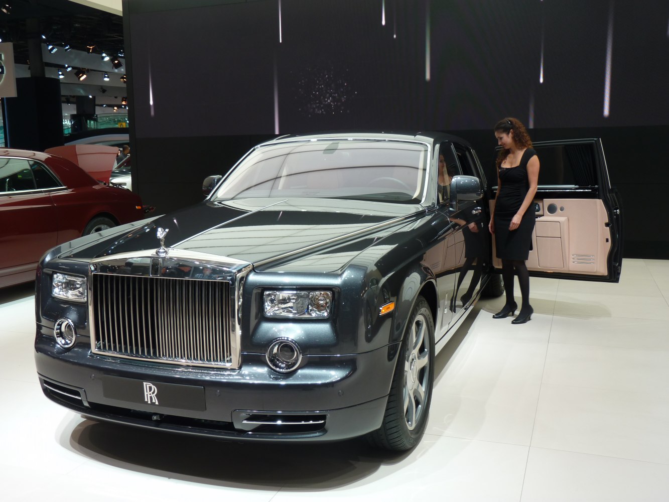 Rolls-Royce Phantom 6.75 i V12 48V (460 Hp) ED