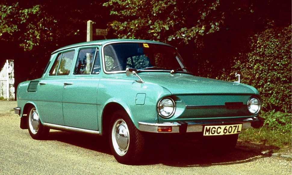 Skoda 100