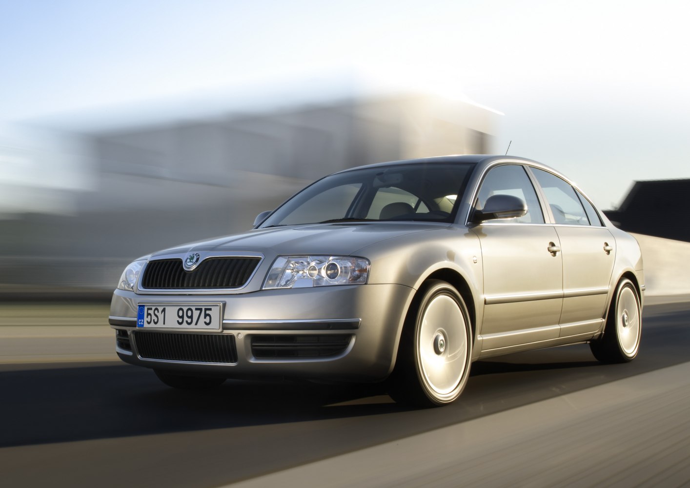 Skoda Superb 2.0 TDI PD (140 Hp)