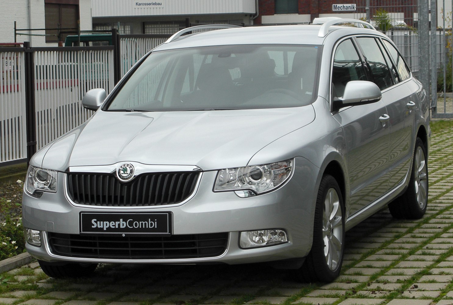 Skoda Superb 1.8 TSI (158 Hp)