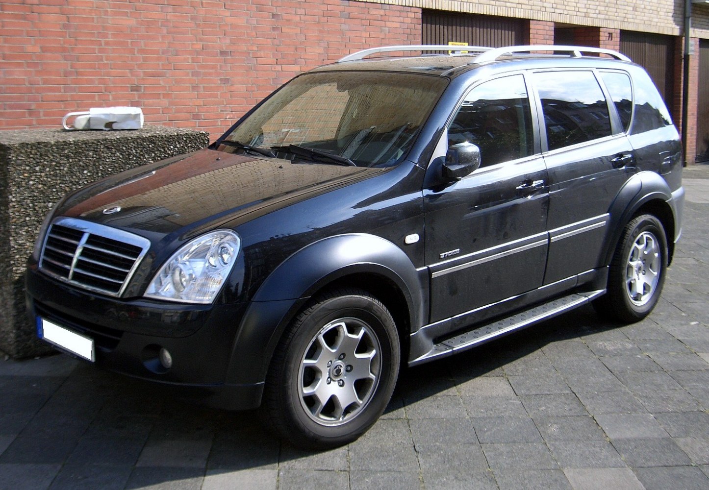 SsangYong Rexton RX 320 Automatic (220 Hp)