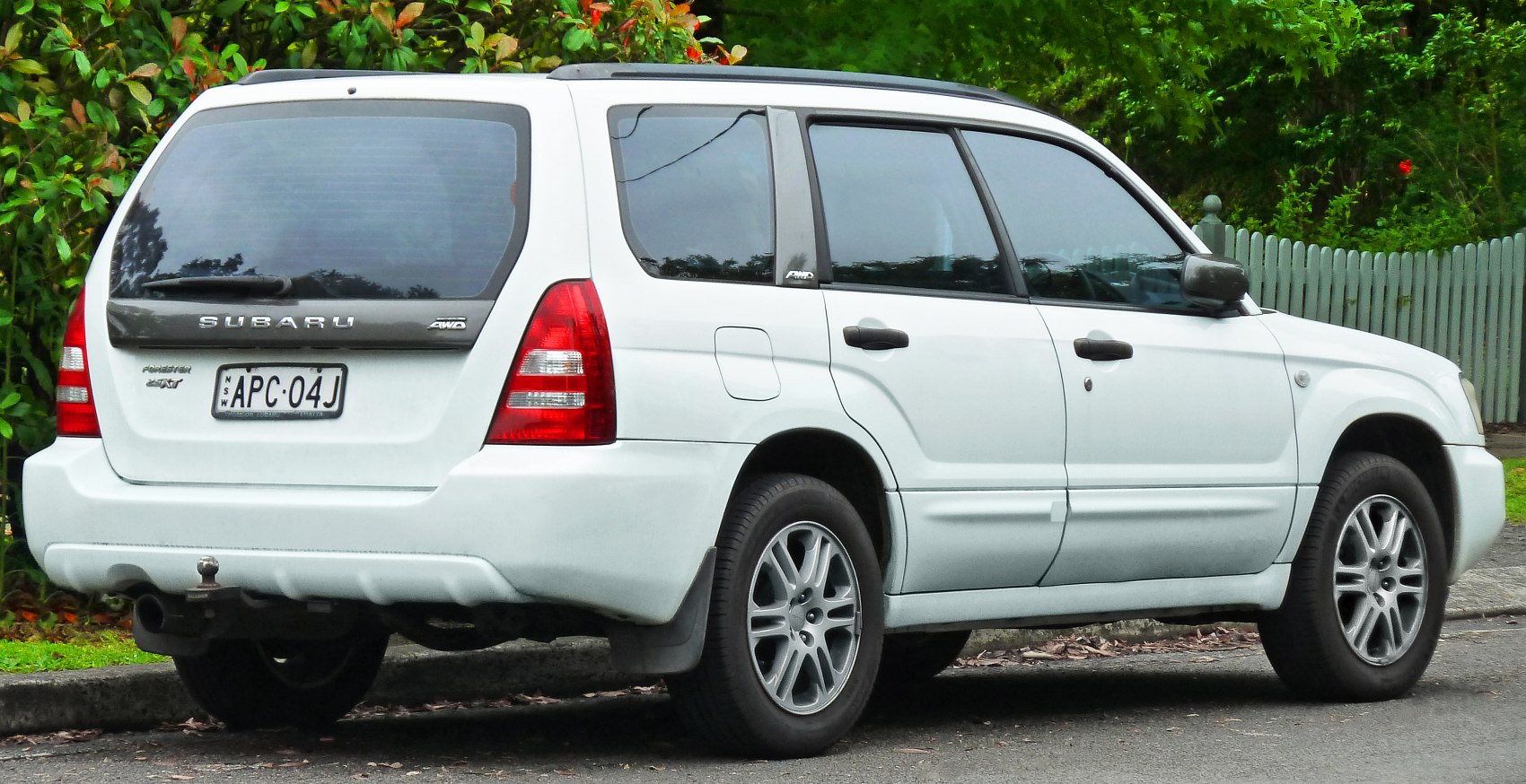 Subaru Forester 2.5 i (165 Hp)