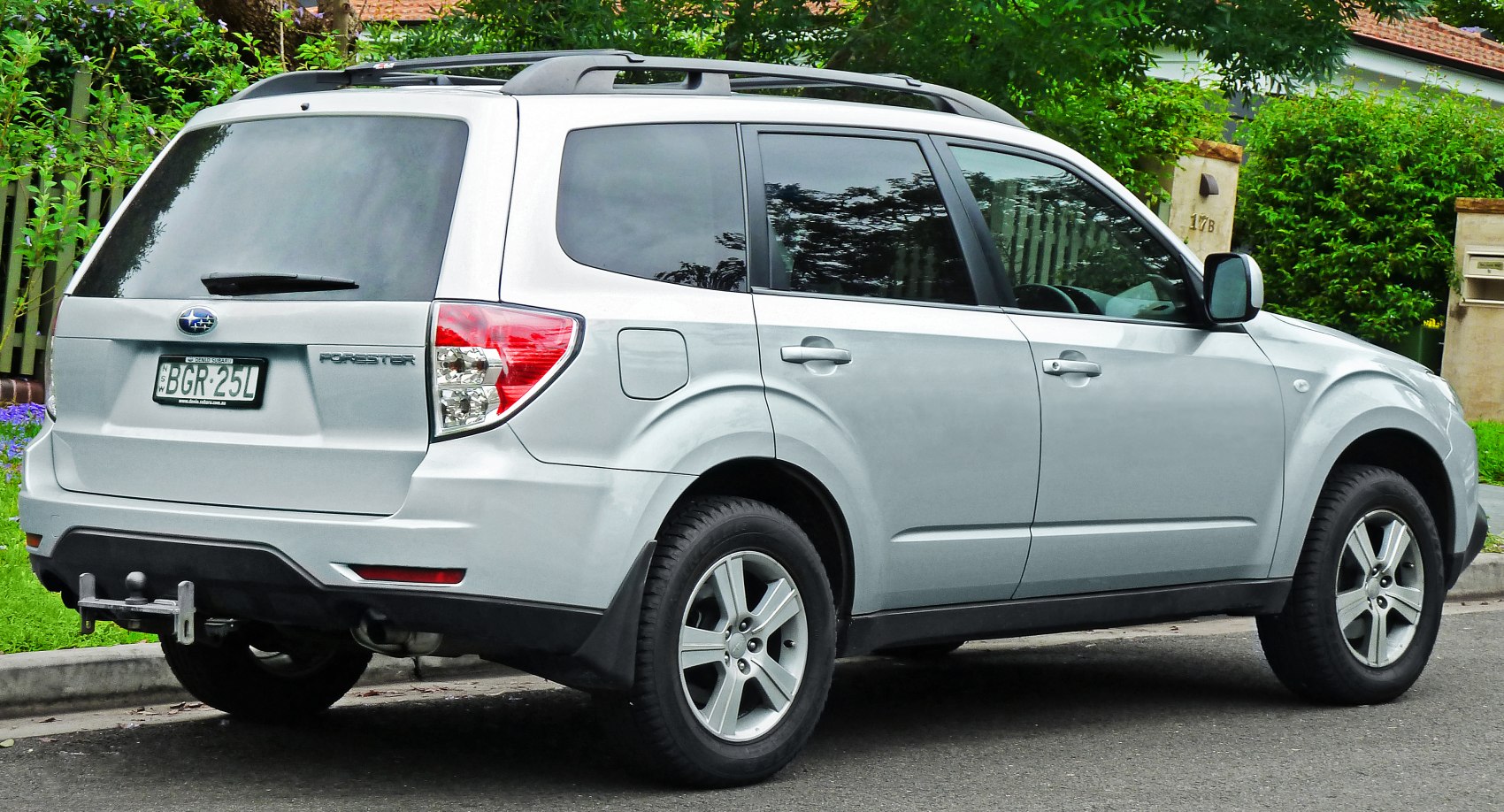 Subaru Forester 2.0 X (150 Hp) Dual-range Automatic