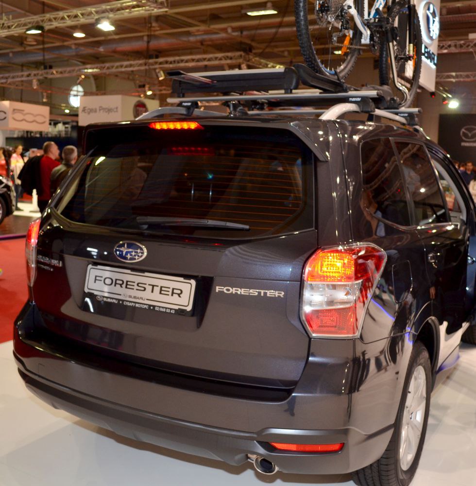 Subaru Forester 2.0 (241 Hp) CVT 4WD