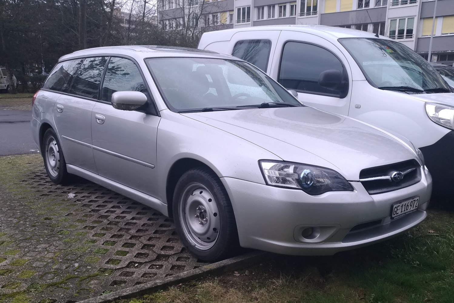 Subaru Legacy 2.0R (165 Hp) AWD