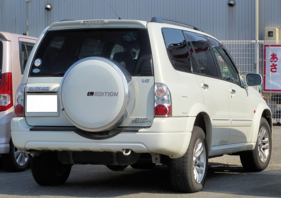 Suzuki Escudo 2.0i (140 Hp)