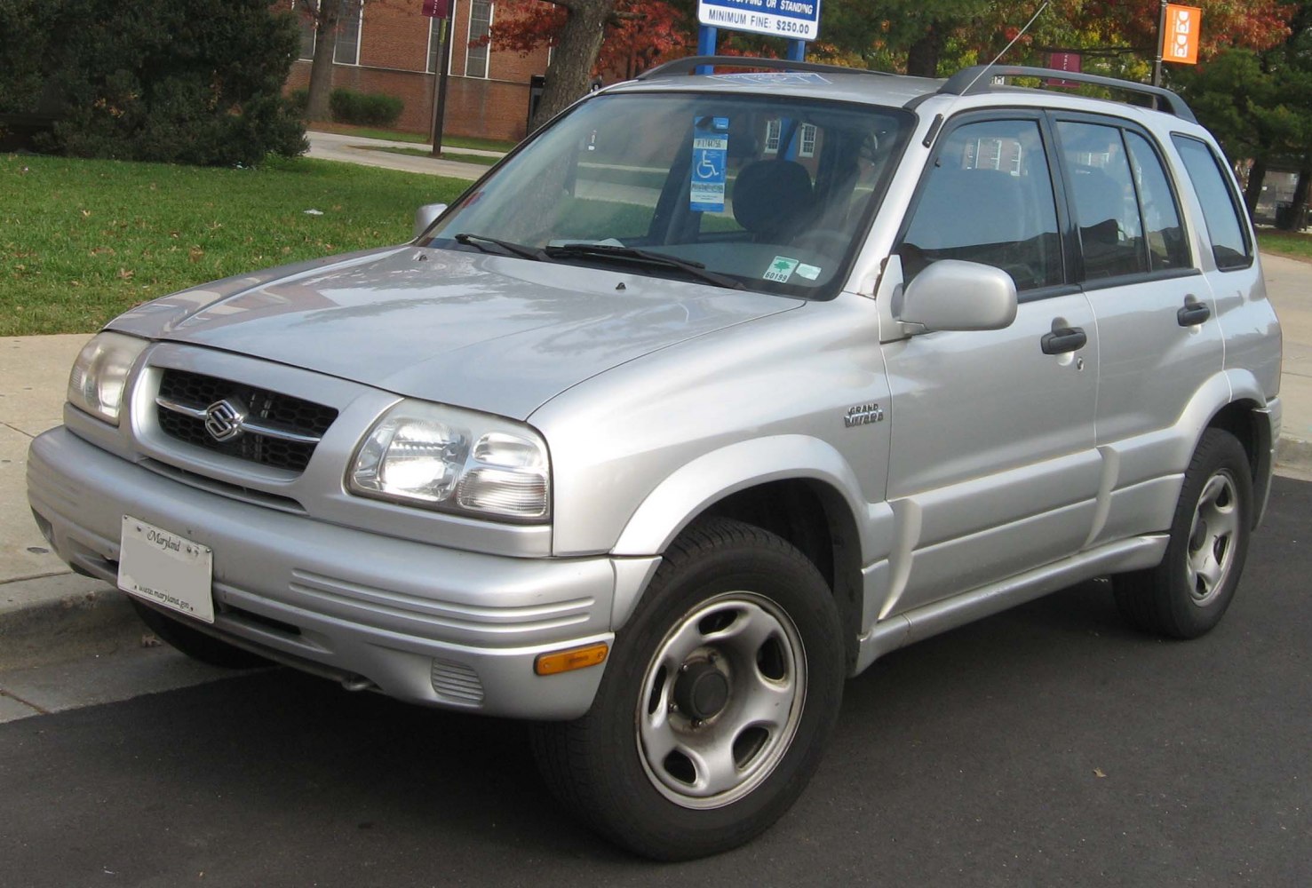 Suzuki Grand Vitara 2.5 i V6 (158 Hp) Automatic