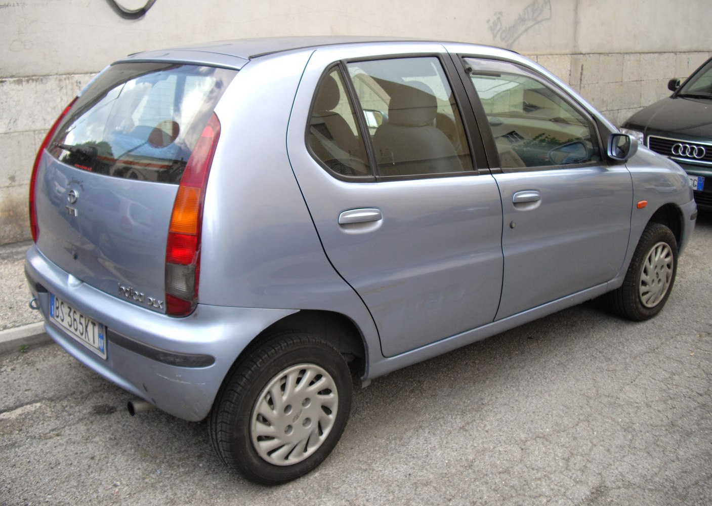 Tata Indica 1.4 i (75 Hp)