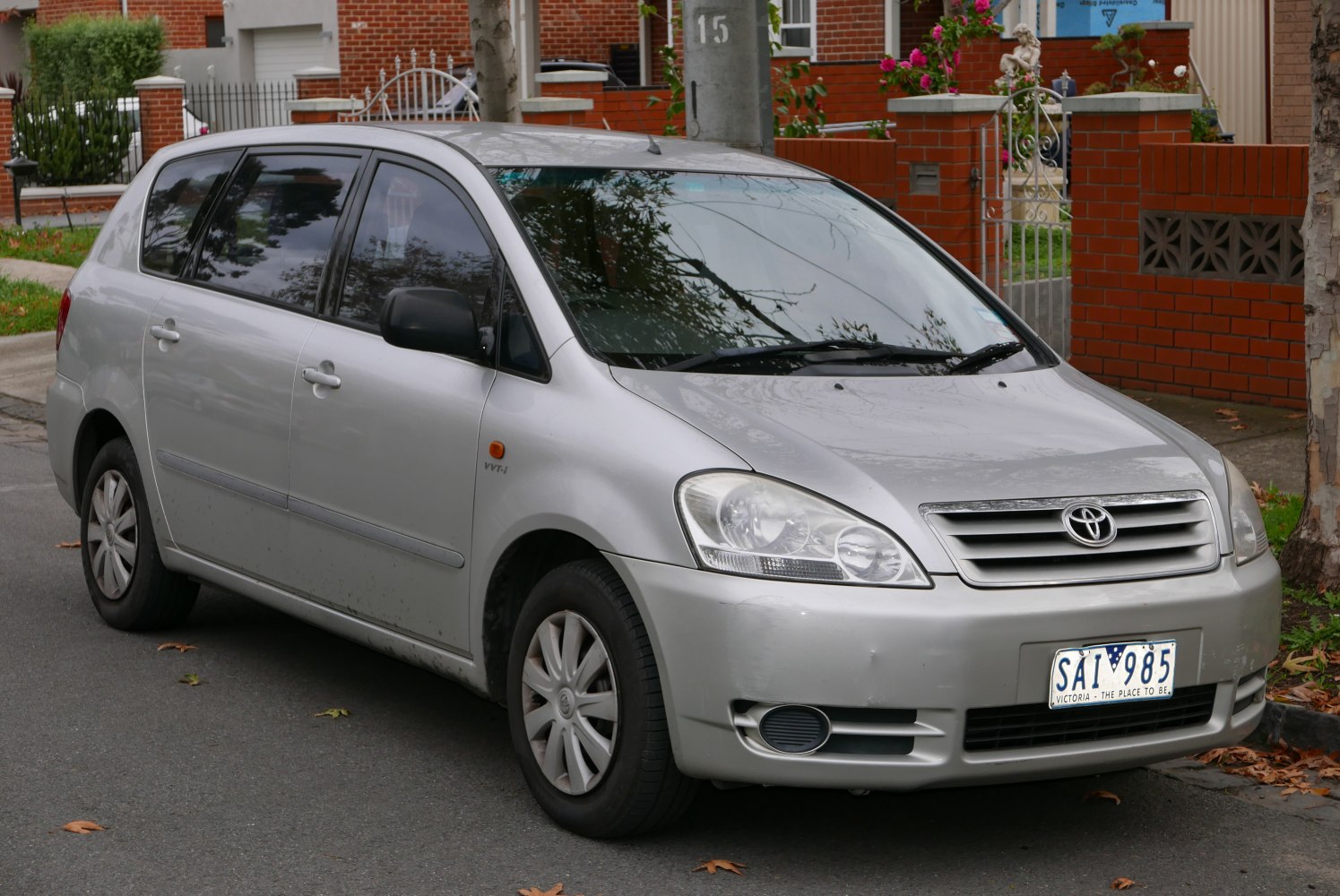 Toyota Avensis Verso