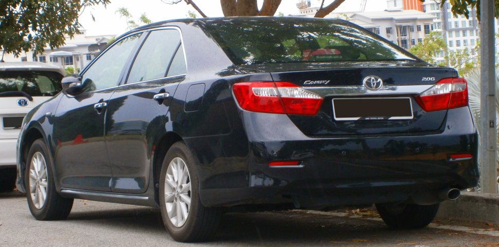 Toyota Camry 3.5 V6 (268 Hp) Automatic