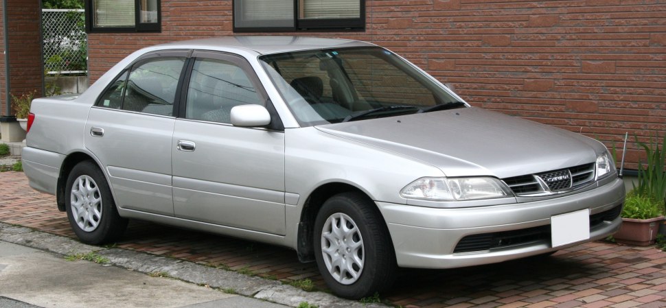 Toyota Carina 1.5i (100 Hp)