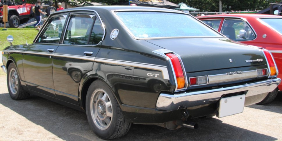 Toyota Carina 1.6 (86 Hp)