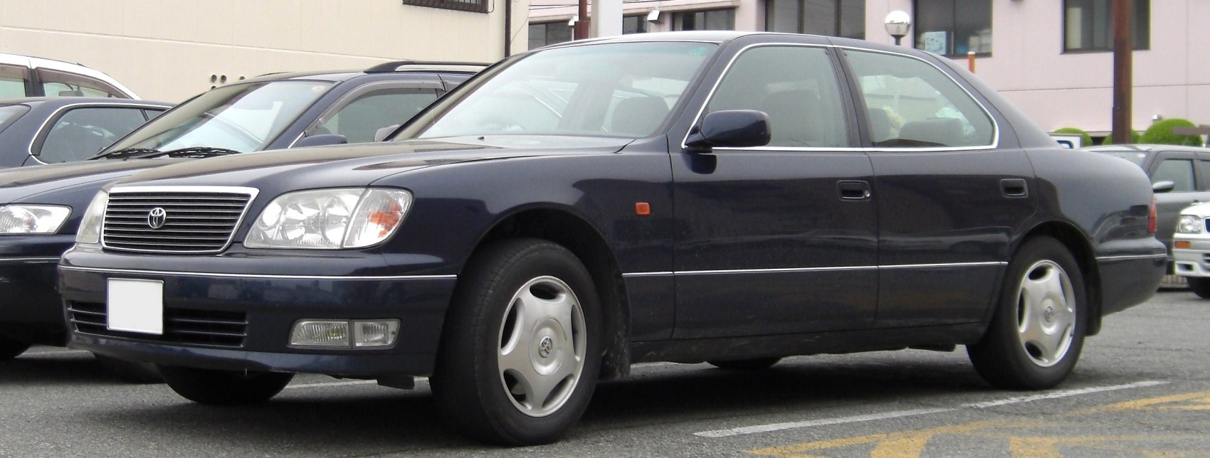 Toyota Celsior 4.0 V8 i (280 Hp)