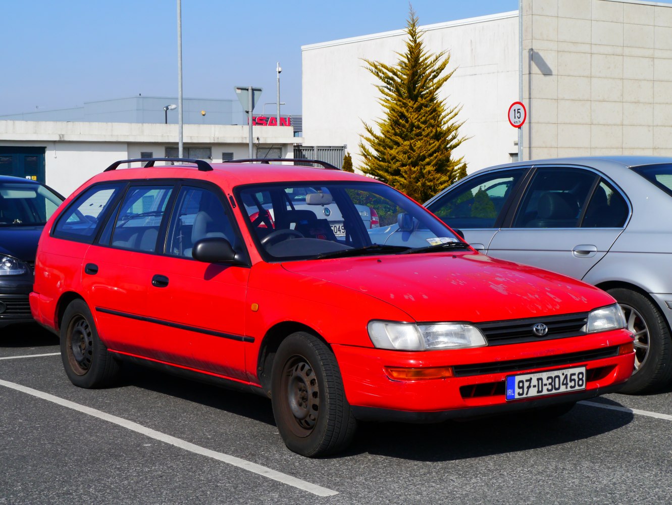 Toyota Corolla 1.3 i XLI 16V (88 Hp)