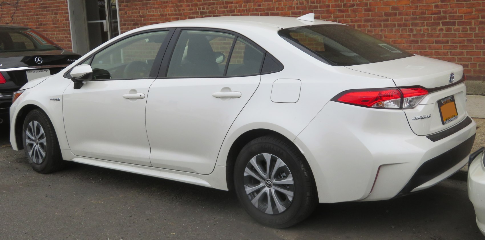 Toyota Corolla 1.8 (139 Hp) CVTi-S