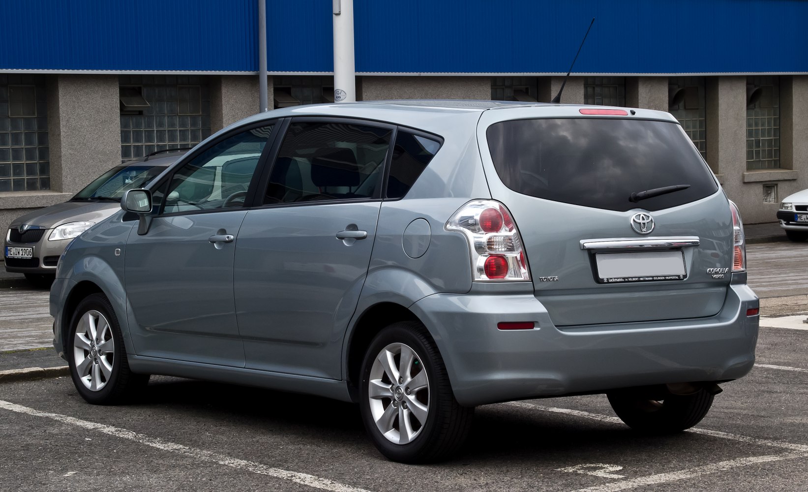 Toyota Corolla Verso 2.0 D-4D (126 Hp)