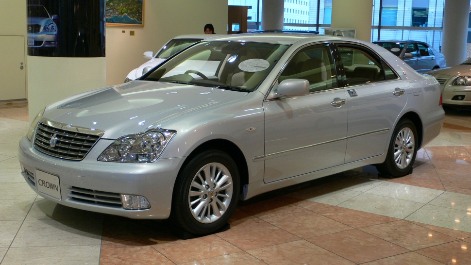 Toyota Crown 2.5 V6 24V (215 Hp) Automatic