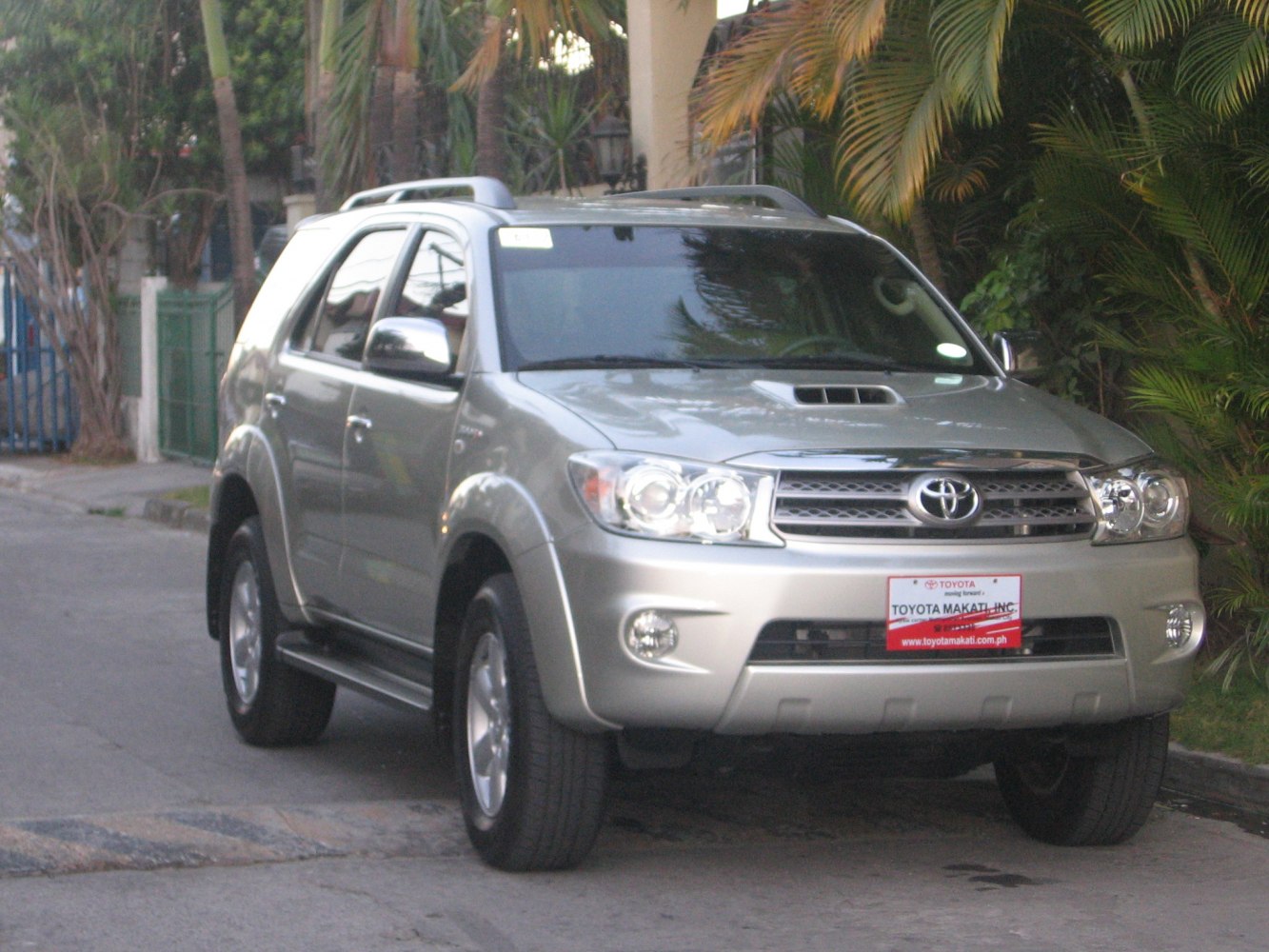 Toyota Fortuner 2.7 (158 Hp) 4WD Automatic