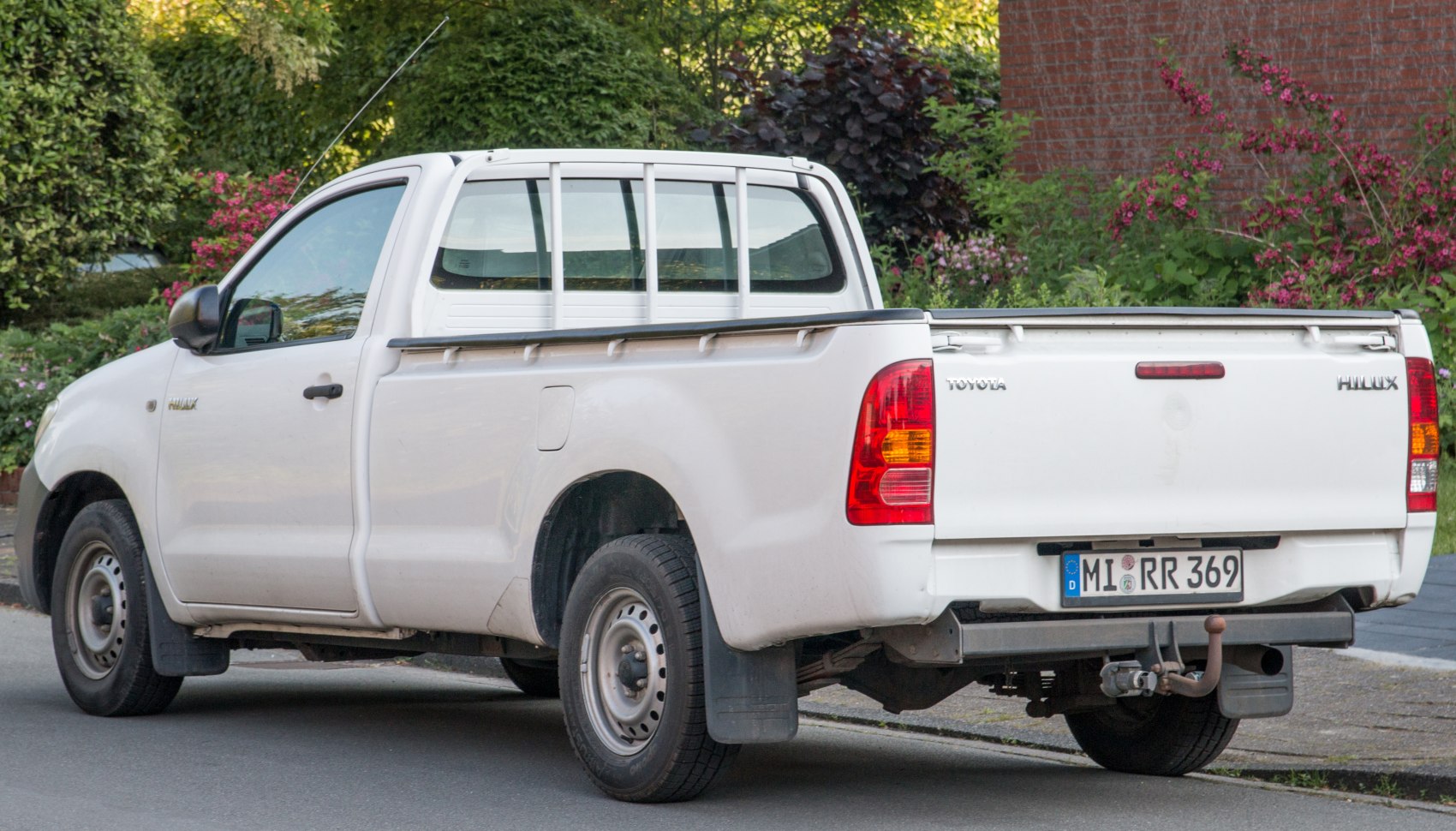 Toyota Hilux 2.5 D-4D (120 Hp)