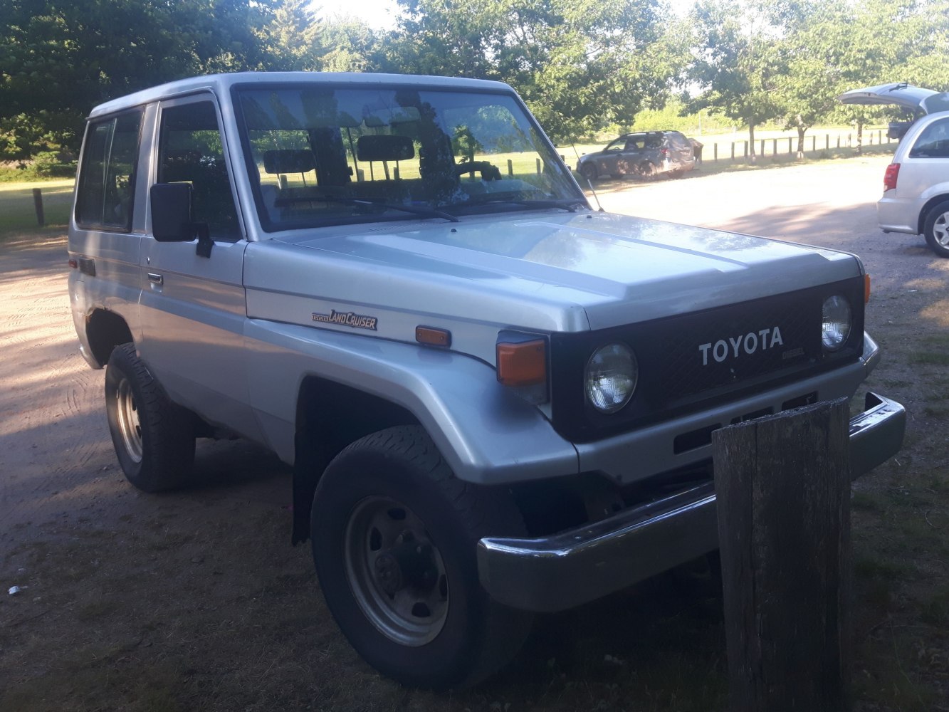 Toyota Land Cruiser 2.4 TD (LJ77) (90 Hp) 4WD