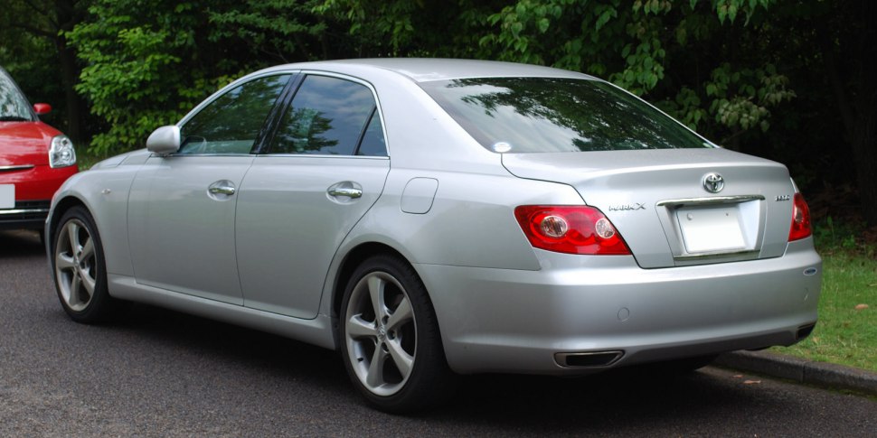 Toyota Mark X 2.5 i (200 Hp)