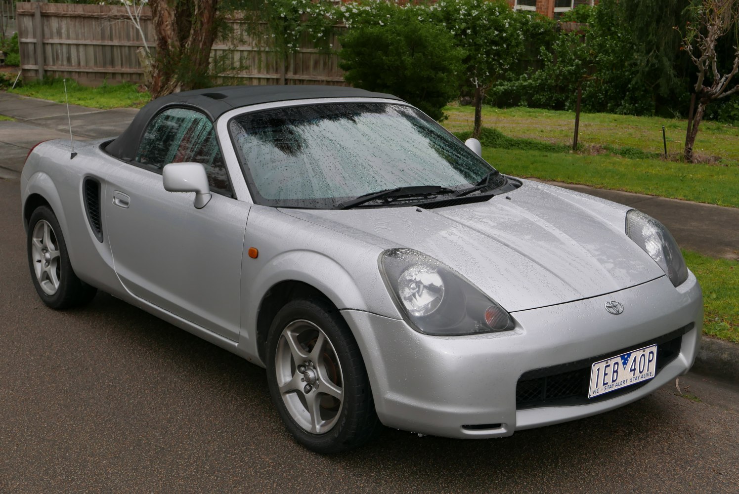 Toyota MR 2