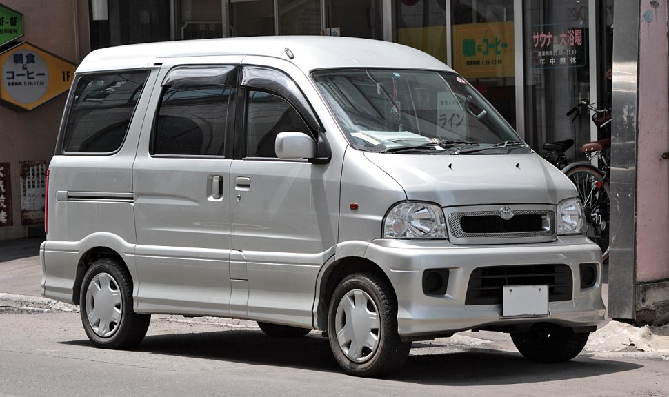 Toyota Sparky 1.3 i (88 Hp)