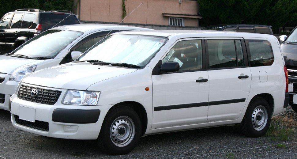 Toyota Succeed 1.5 i (109 Hp)