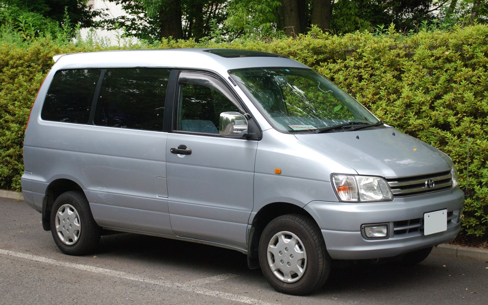 Toyota Town Ace 2.0 (130 Hp)