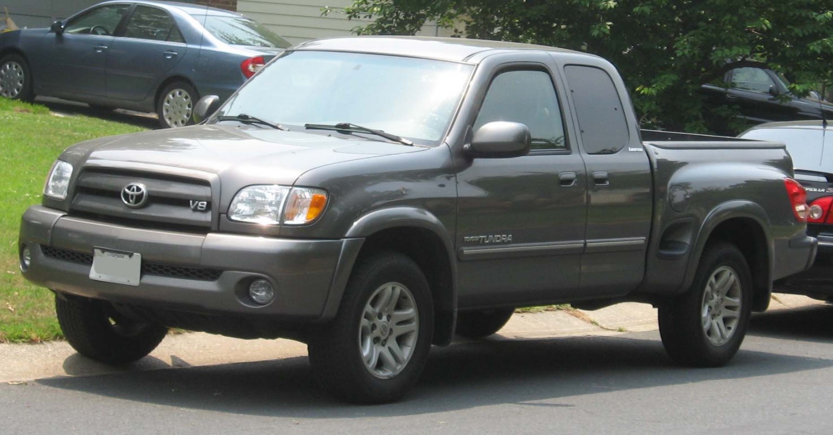 Toyota Tundra 4.0i V6 (245 Hp)