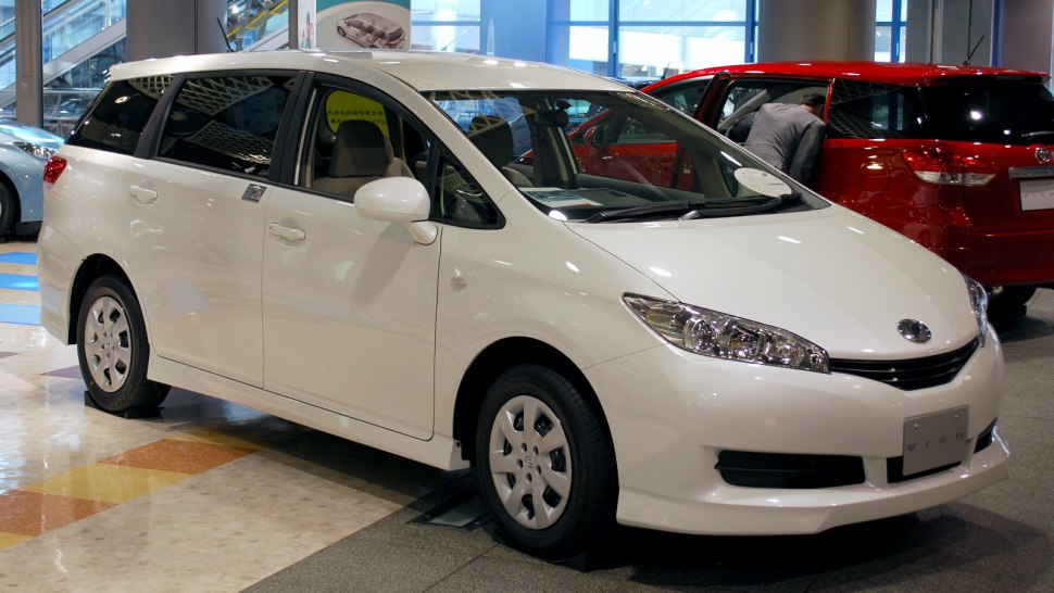 Toyota Wish 2.0i (158 Hp) CVT-i