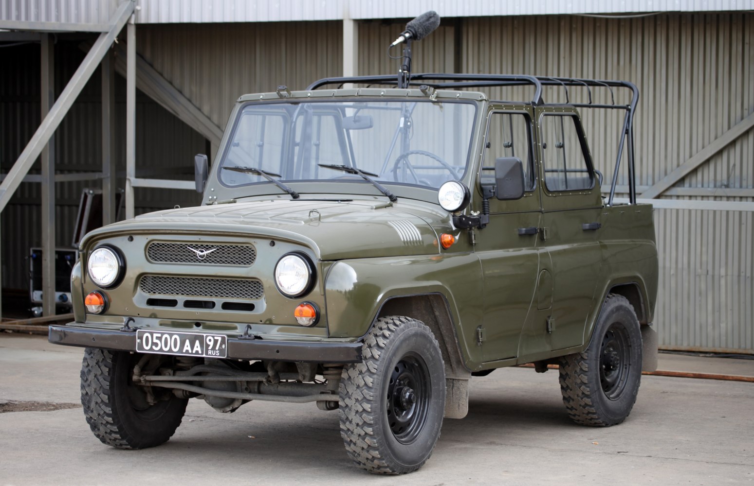 UAZ 3151 2.45 (90 Hp)