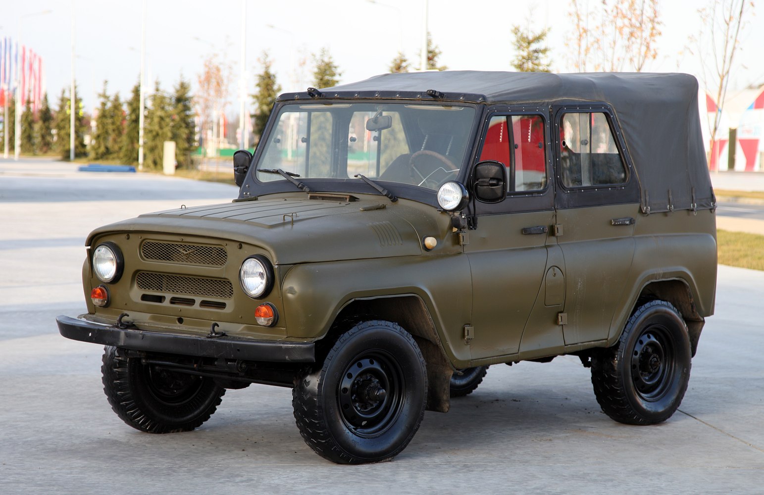 UAZ 469 2.45 (75 Hp)